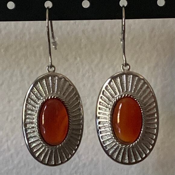 No Brand Jewelry - Vintage Style Silver Oval with Burnt Orange Center Stone Fishhook Style New